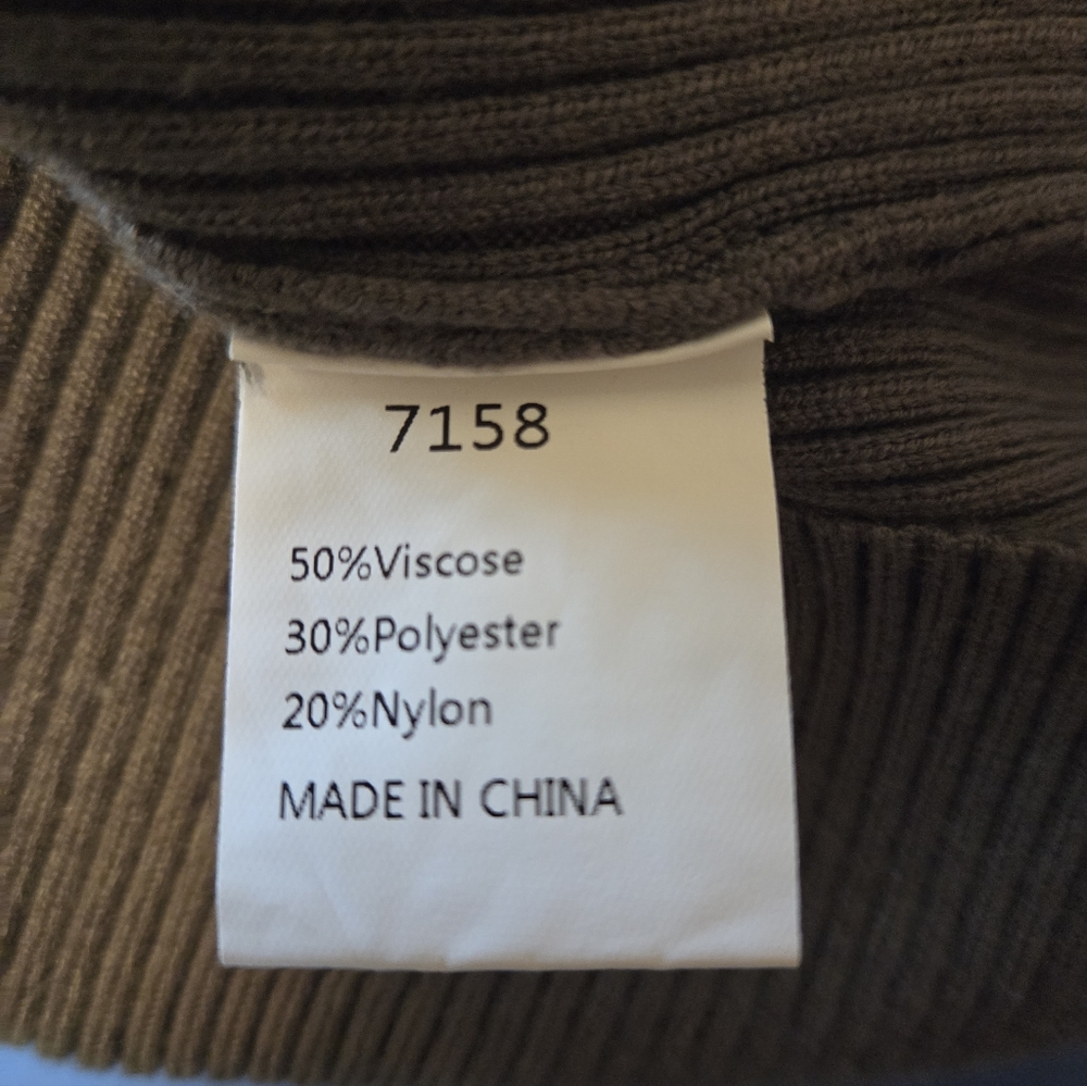 Women's Olive Green Knit Maxi Dress - Picture 4 of 5